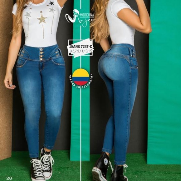 jeans levanta cola near me